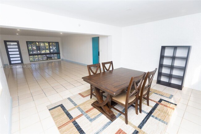 Building Photo - 772 Pennsylvania Ave