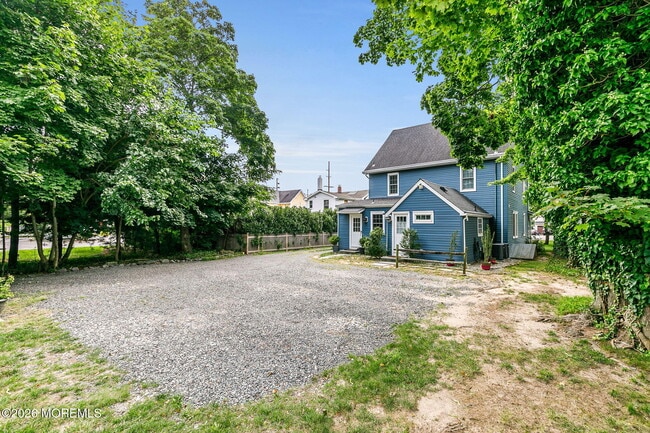 Building Photo - 34 Ridge Rd
