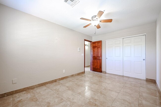 Building Photo - 8830 E Carol Way