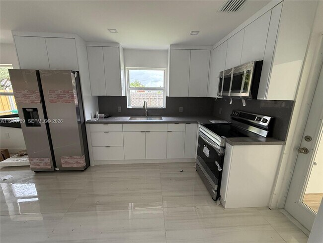 Building Photo - 18333 SW 296th St