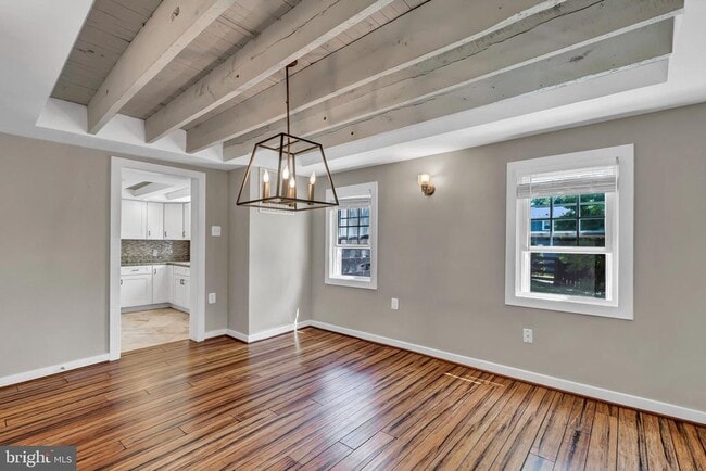 Building Photo - 750 S 20th St