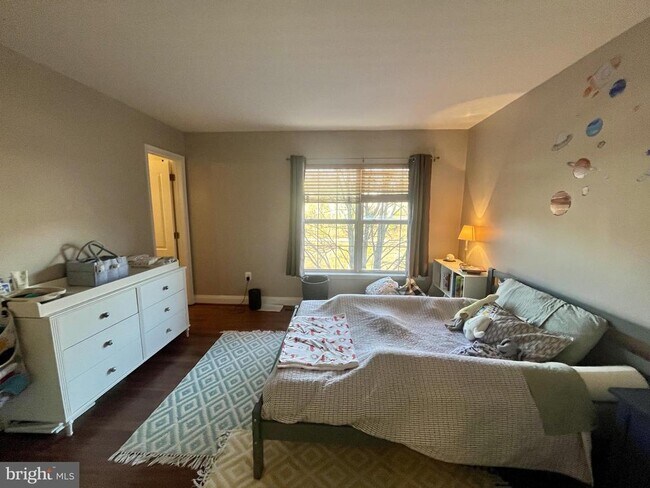 Building Photo - 3847 Watkins Mill Dr