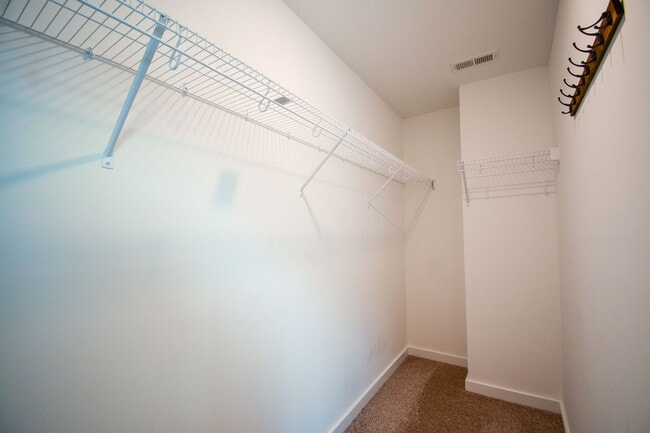 Building Photo - BEAUTIFUL! 2 Bedroom with Flex Space Townhome in Sneads Ferry