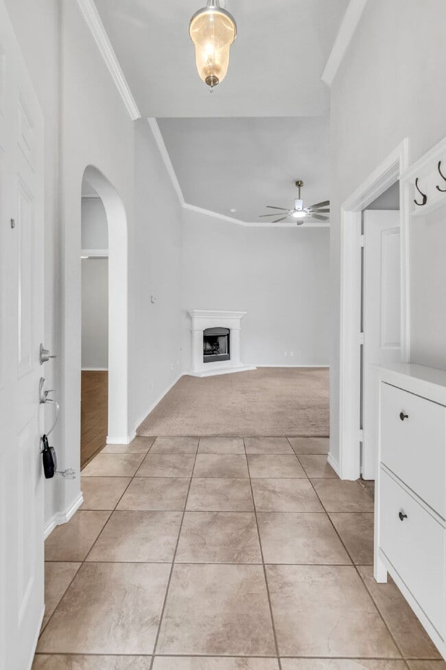 Building Photo - "Spacious 4-Bedroom Home with Chef’s Kitchen and a Master Retreat!"