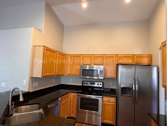 Building Photo - 22297 N 76th Dr