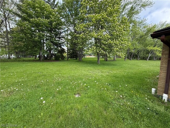 Building Photo - 9214 Blueberry Ln