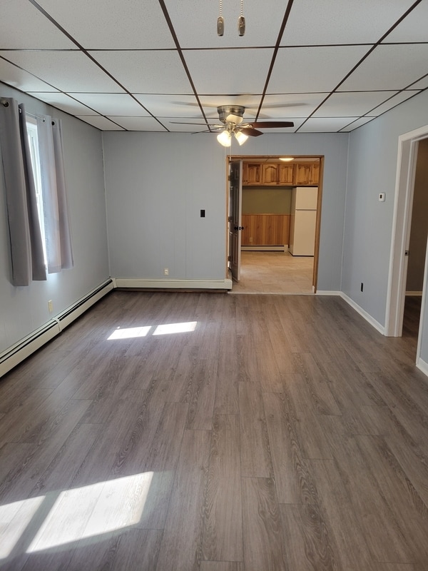 Building Photo - 60 Birch Ave S