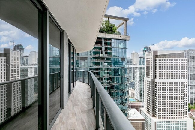 Building Photo - 801 S Miami Ave