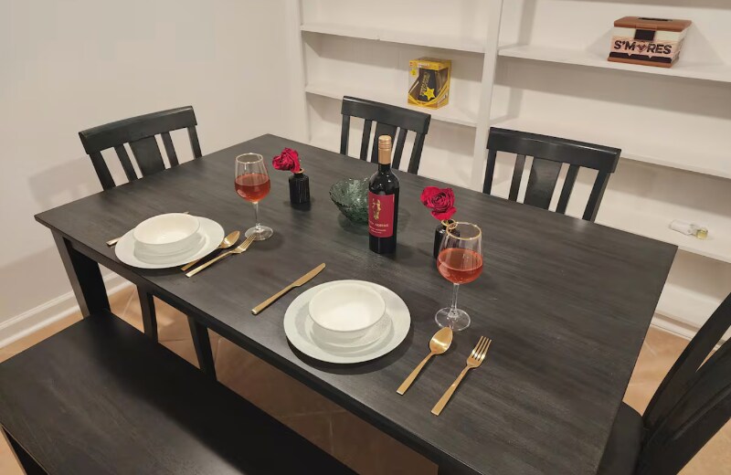 Building Photo - 1725 Hudson Rd