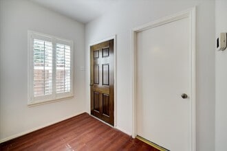 Building Photo - 1161 Eden Park Ln