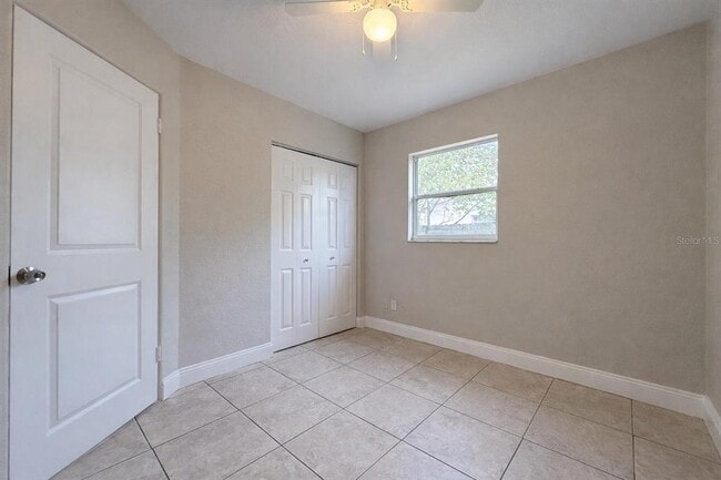 Building Photo - 7018 54th Ave N