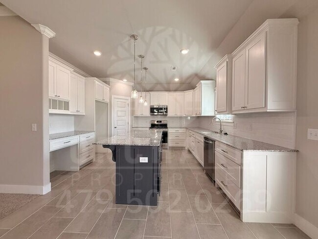 Building Photo - Single-Family Home- Stunning Kingston Plan