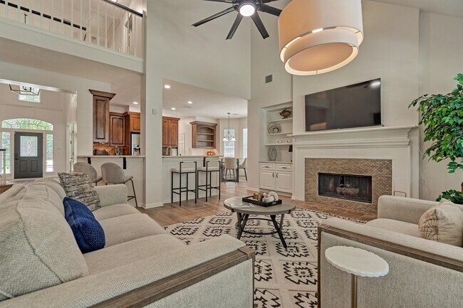 Building Photo - 10 E Sterling Pond Cir