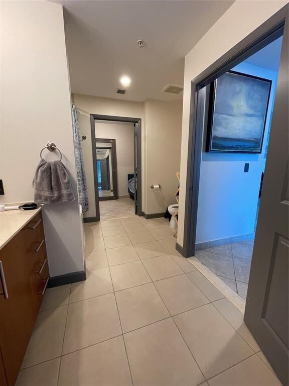 Building Photo - 1945 S Ocean Dr