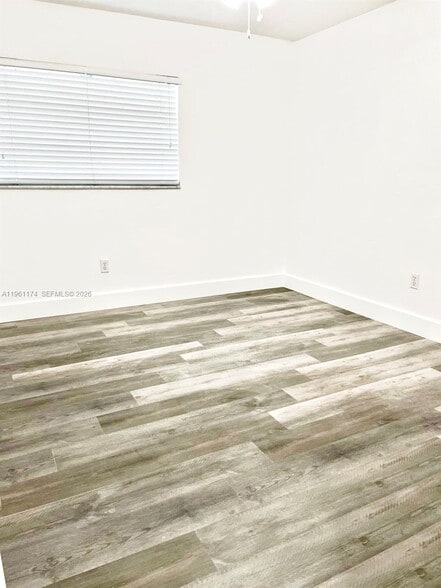 Building Photo - 1005 Palm Beach Trace Dr