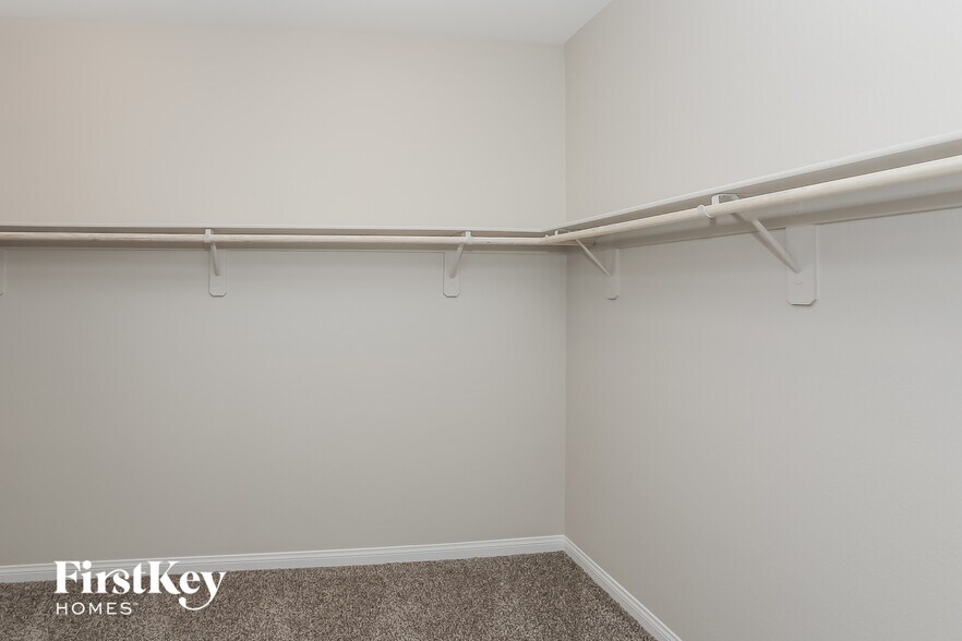 Building Photo - 359 Elks Peak Ave