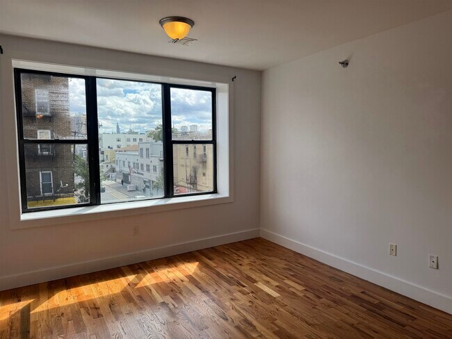 Building Photo - 5113 Bergenline Ave