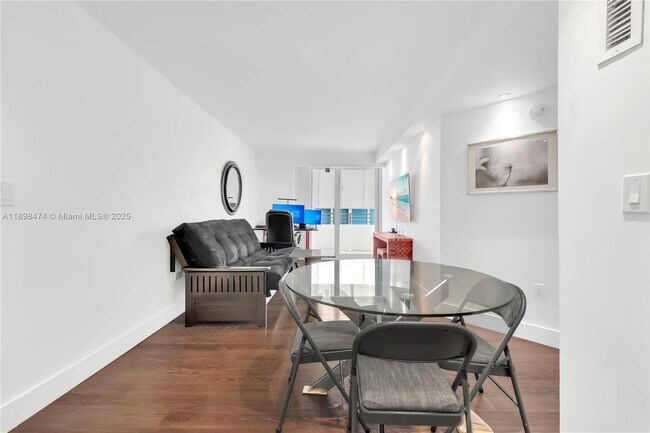 Building Photo - 5555 Collins Ave
