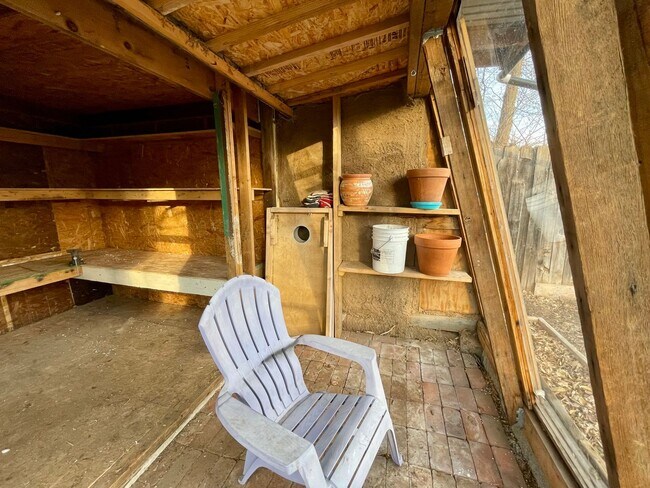 Building Photo - Adorable 2 bed 1 bath home in the heart of Fort Collins