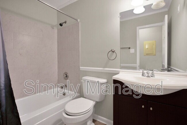 Building Photo - 7262 Ryan St