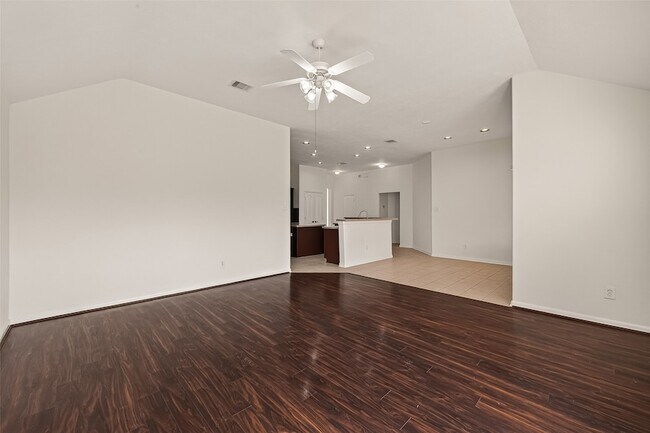 Building Photo - 9202 Sorrell Hollow Ln