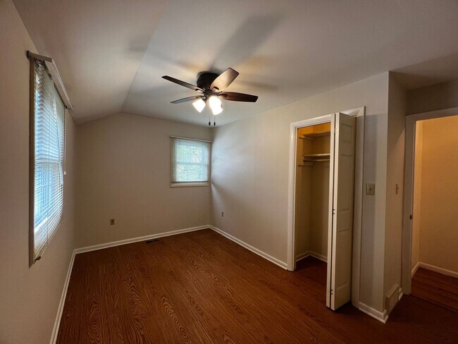 Building Photo - 75 Plymouth Cir