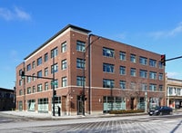 Building Photo - Montserrat at Loyola Station