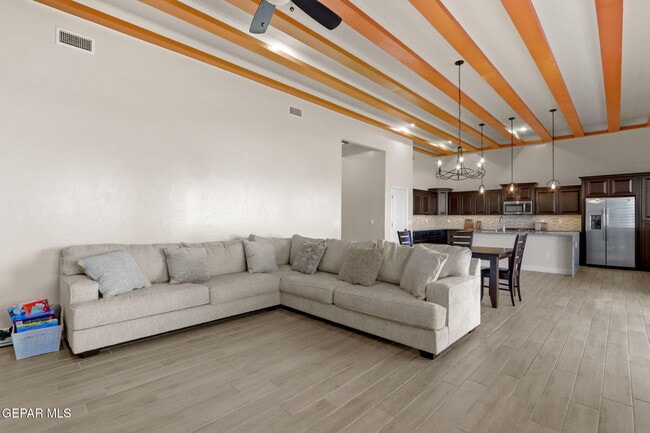 Building Photo - 12321 Desert Dove Ave