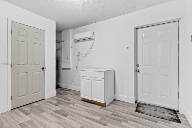 Building Photo - 13847 SW 157th Terrace