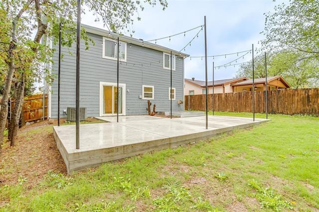 Building Photo - 5624 Donnelly Ave