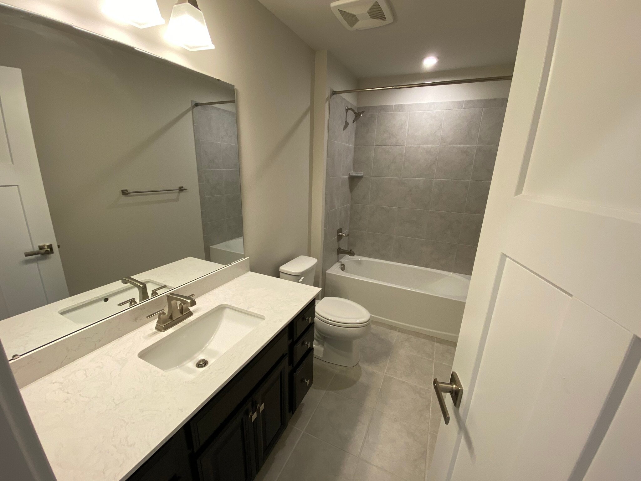 Full Bath 2 - 210 Felix Dr