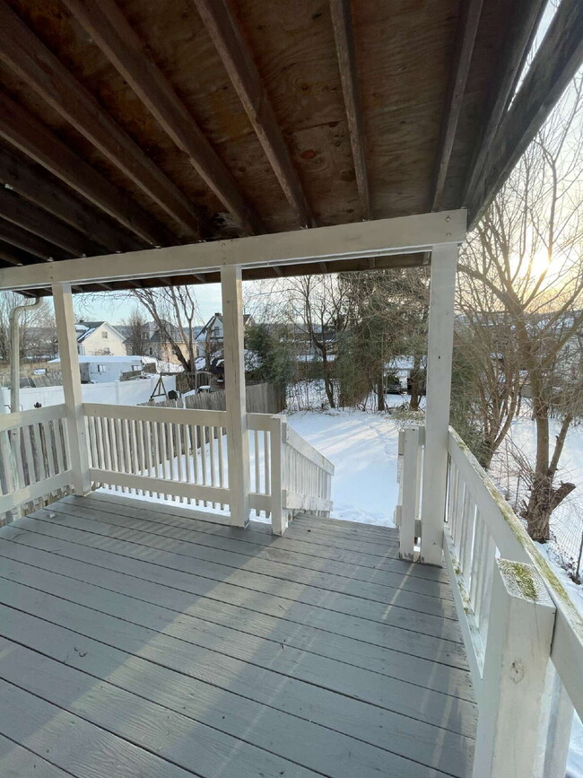 Building Photo - 618 Penn Ave