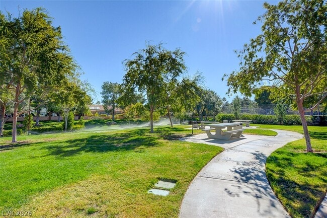 Building Photo - 1409 Palantine Hill Dr