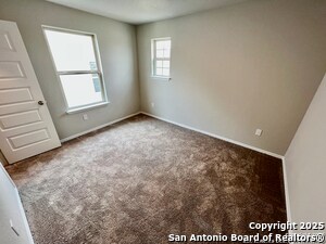 Building Photo - 204 Kinsley Wy