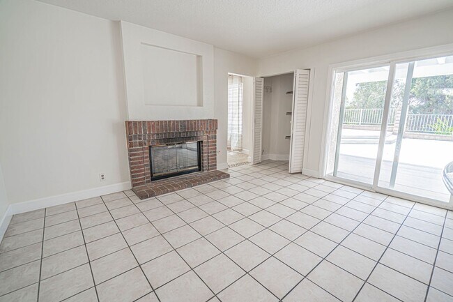 Building Photo - 27727 Spandau Dr