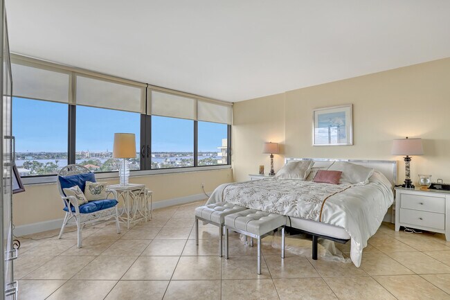 Building Photo - 3589 S Ocean Blvd