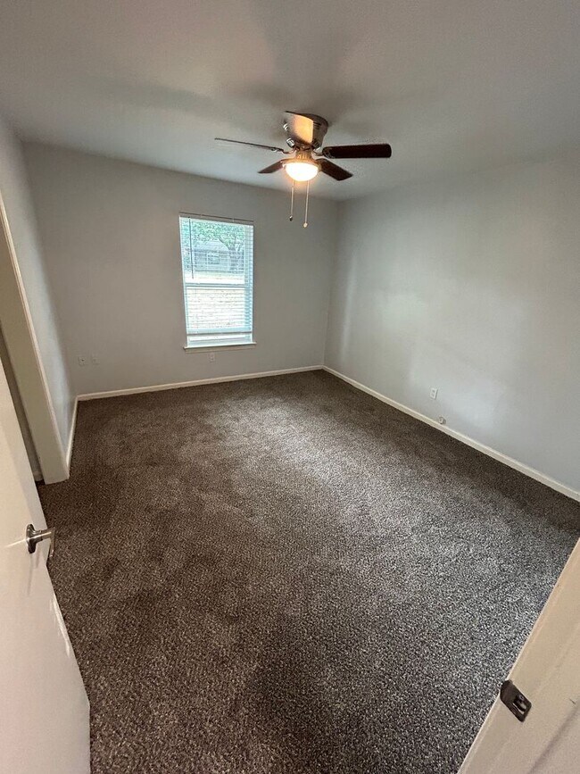 Building Photo - Location....Location....Location....