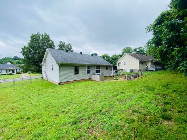 Building Photo - 2754 Applemill Ct