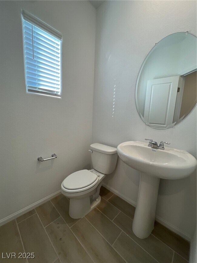 Building Photo - 7470 S Pioneer Way