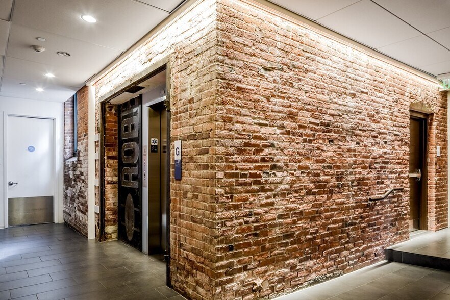 Building Photo - 63 Melcher St