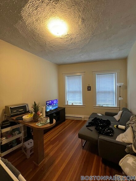 Building Photo - 883 Huntington Ave