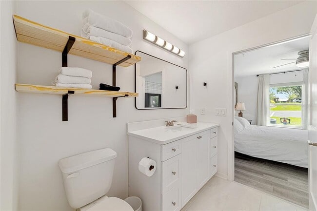 Building Photo - 4400 NW 74th Terrace