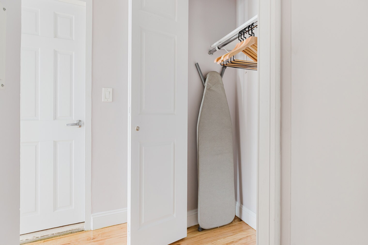 Building Photo - 50 W 97th St