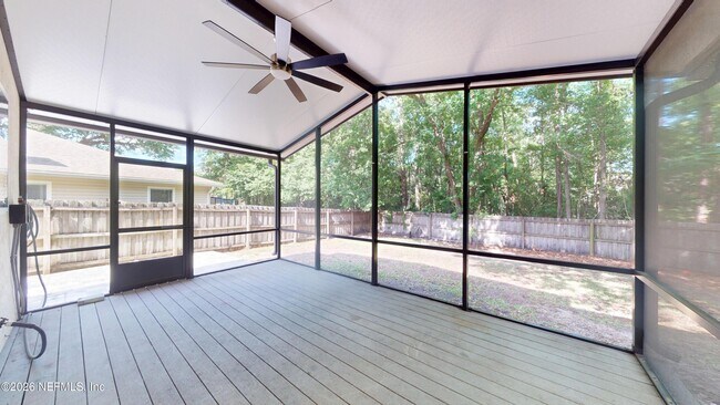 Building Photo - 1063 Collinswood Dr W