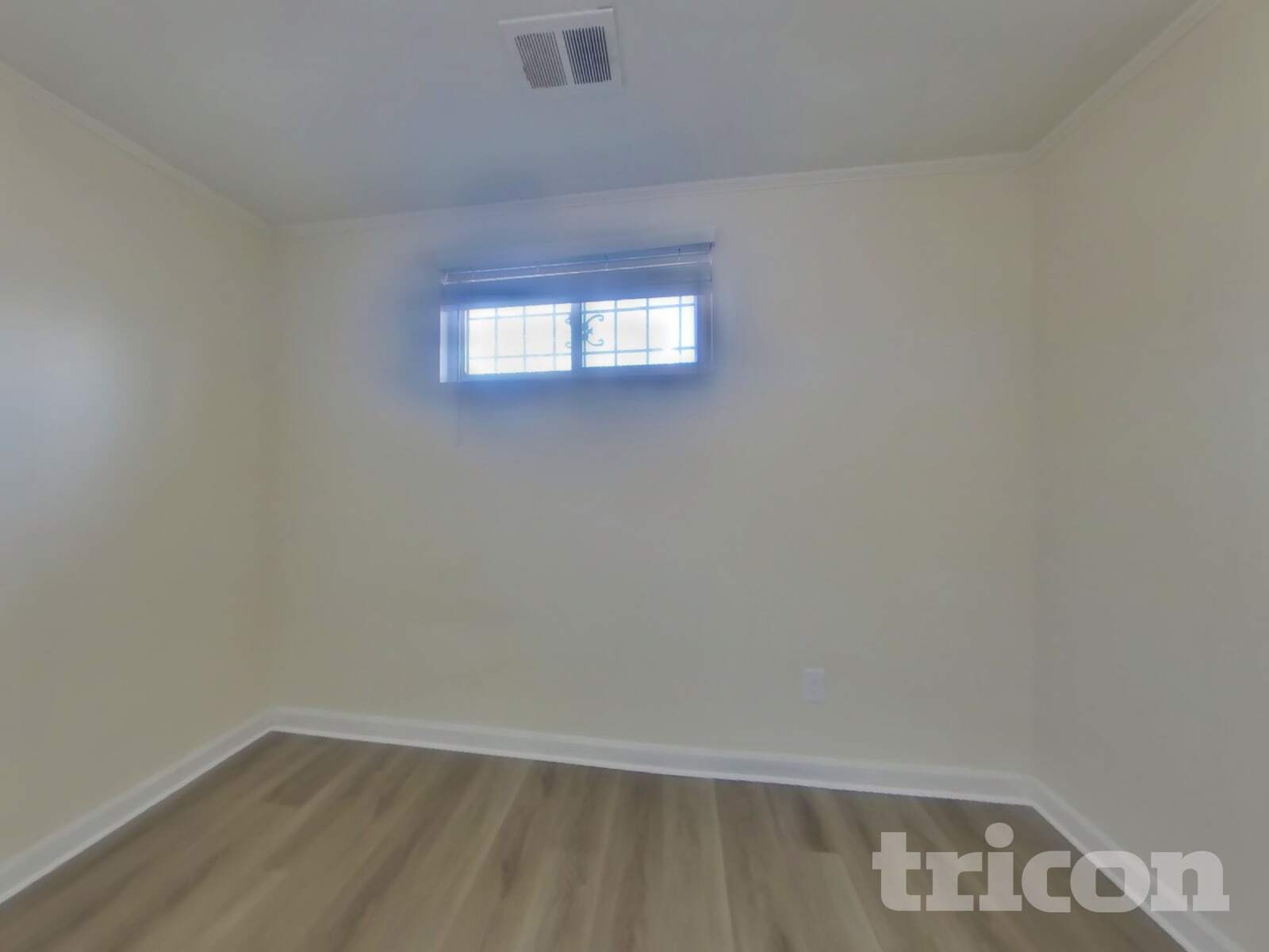 Building Photo - 3109 Lakehurst Ave