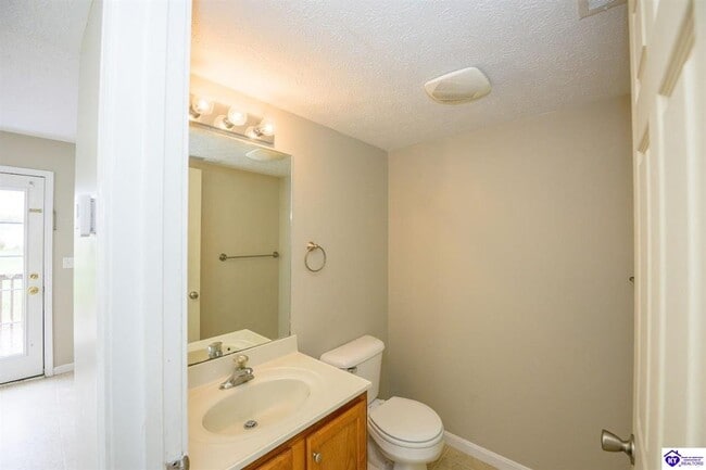 Building Photo - 122 W Donna Reed Blvd