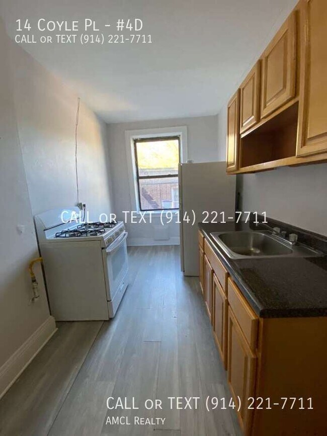 Building Photo - 14 Coyle Pl