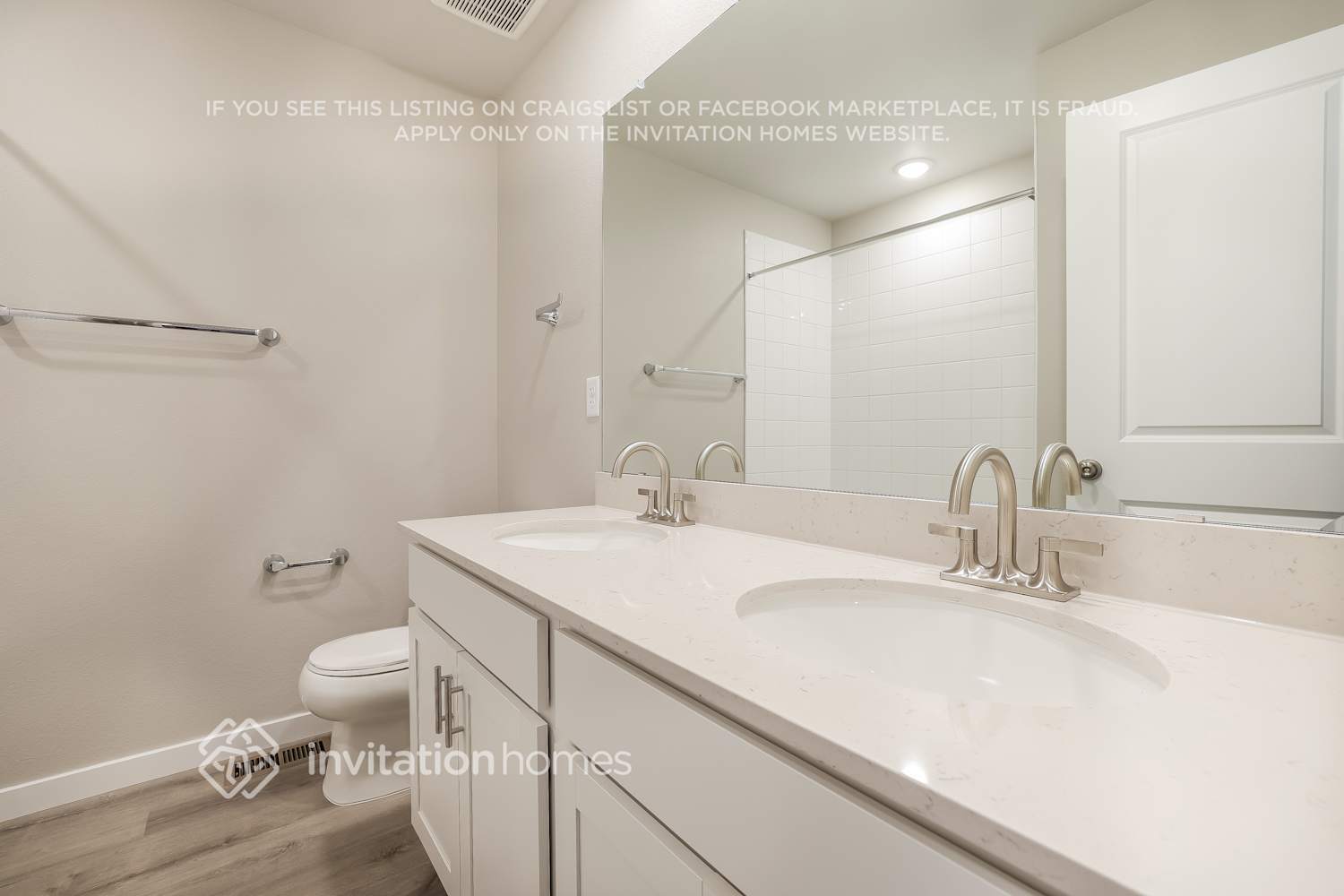 Building Photo - 3383 N Irvington St