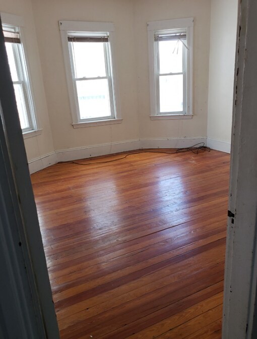 Building Photo - 348 Faneuil St