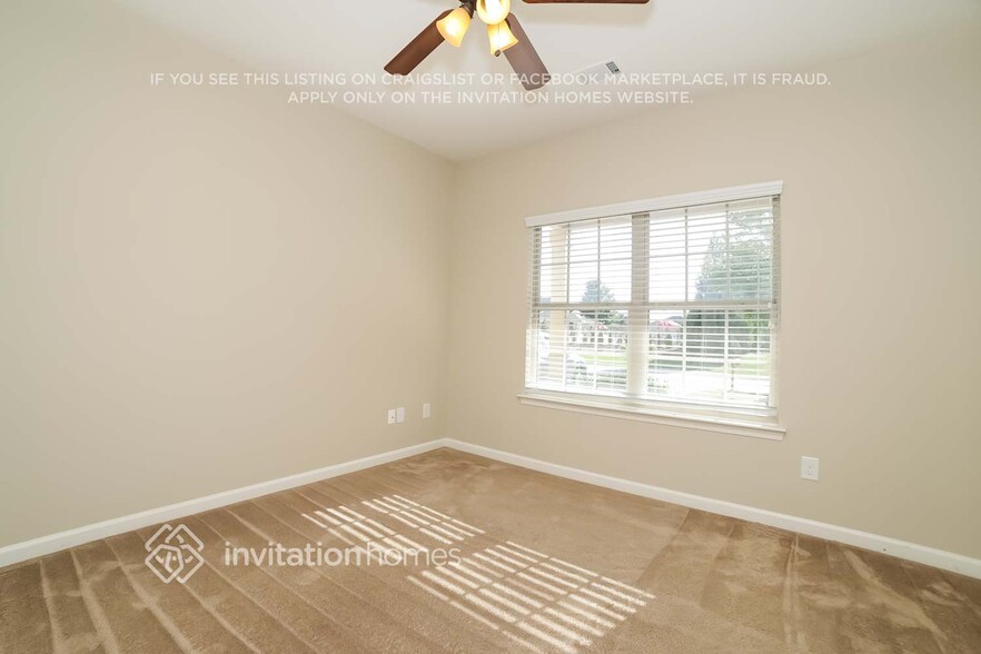 Building Photo - 5110 Hopewell Manor Dr